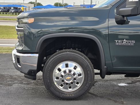 New 2026 Chevrolet Silverado 3500 LT w/ Texas Edition AWD/4WD image 5