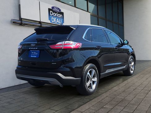 Certified 2024 Ford Edge SEL w/ Convenience Package image 3