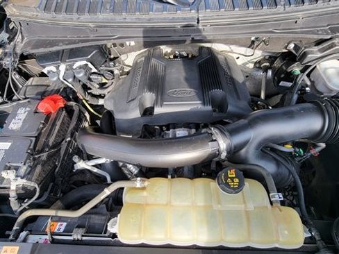 Used 2020 Ford Expedition XLT w/ Equipment Group 202A image 13