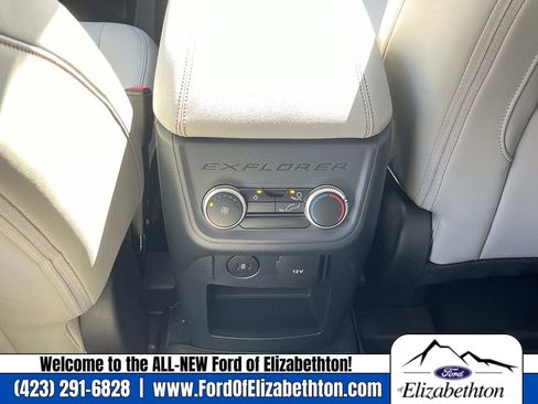 New 2026 Ford Explorer Active w/ Active Comfort Package image 16