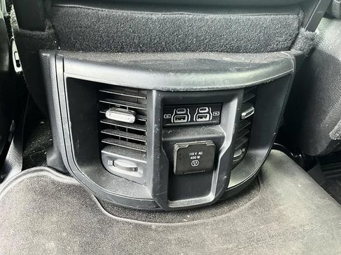 Used 2022 RAM 2500 Laramie AWD/4WD image 37