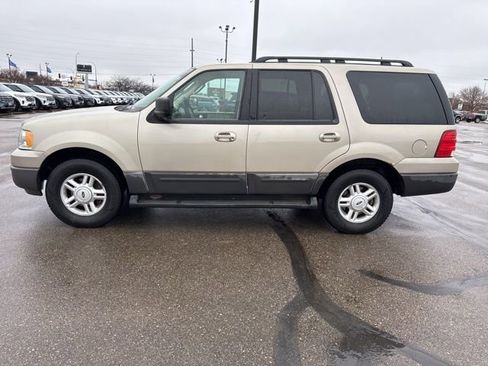 Used 2006 Ford Expedition XLT image 7
