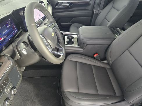 New 2026 Chevrolet Suburban LT w/ Comfort Package image 14