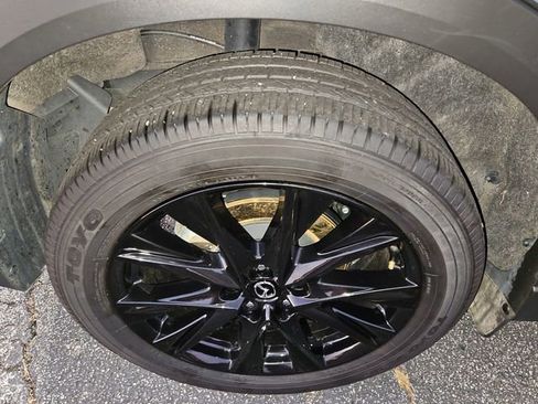 Used 2025 MAZDA CX-5 Carbon Edition image 10