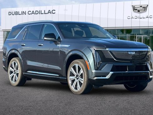 Certified 2026 Cadillac Escalade IQL Luxury AWD/4WD image 2