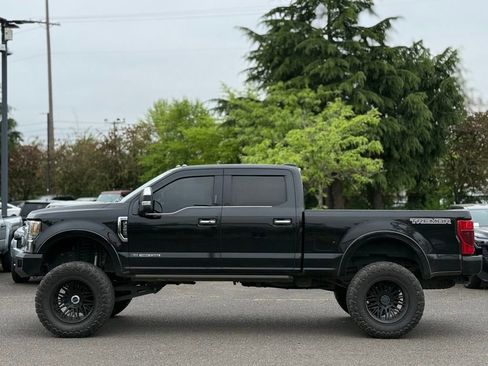 Used 2021 Ford F350 Platinum w/ Tremor Off-Road Package AWD/4WD image 2