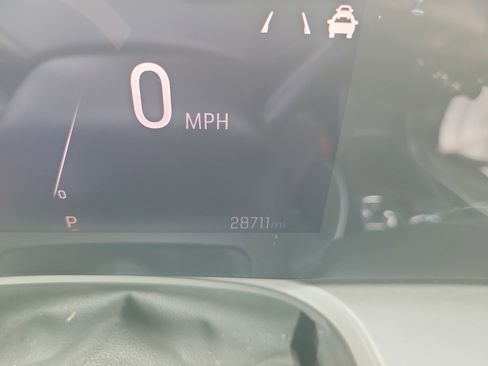 Used 2024 Buick Encore GX Avenir image 25