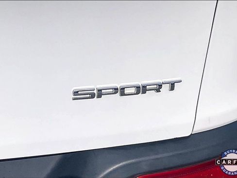 Used 2016 Jeep Cherokee Sport image 24