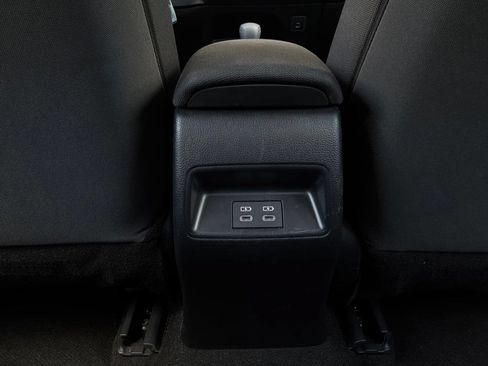 Used 2026 Toyota Corolla LE FWD image 13
