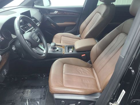 Used 2018 Audi Q5 2.0T Premium w/ Convenience Package AWD/4WD image 23