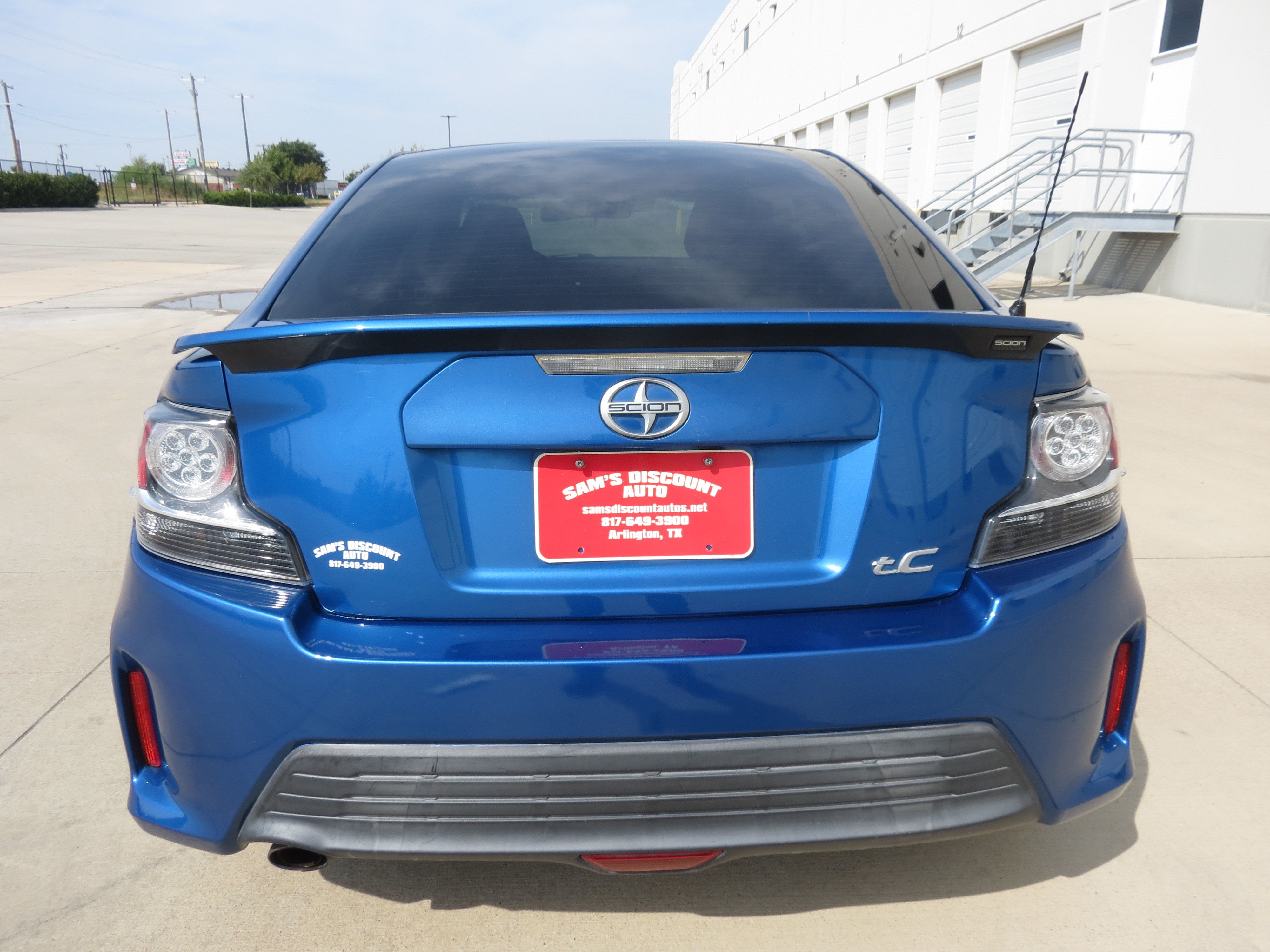 Used 2015 Scion tC FWD image 8