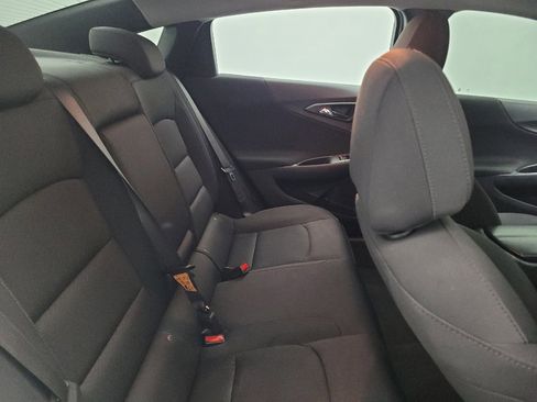 Used 2020 Chevrolet Malibu LT FWD image 19