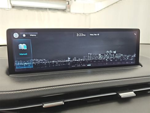 Used 2024 Genesis GV70 2.5T w/ Sport Prestige Package image 34