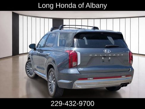 Used 2024 Hyundai Palisade Calligraphy FWD image 8