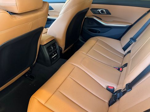 Used 2026 BMW 330i Sedan w/ Premium Package RWD image 19