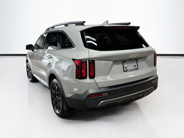 Used 2023 Kia Sorento S w/ Panoramic Sunroof Package AWD/4WD image 5
