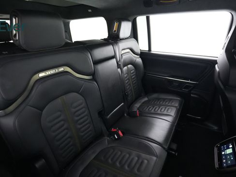 Used 2023 Rivian R1S Adventure AWD/4WD image 5