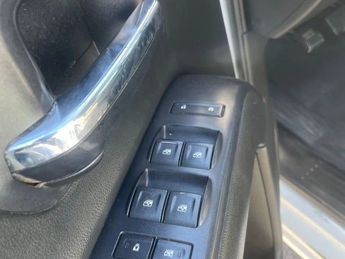 Used 2015 Chevrolet Silverado 2500 W/T image 23