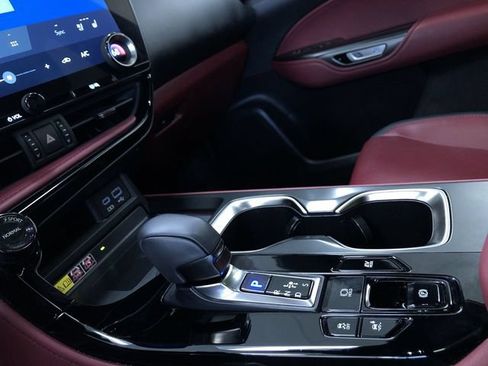 Used 2024 Lexus NX 350h AWD w/ Vision Package image 30