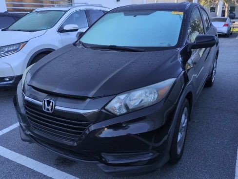 Used 2016 Honda HR-V LX image 5