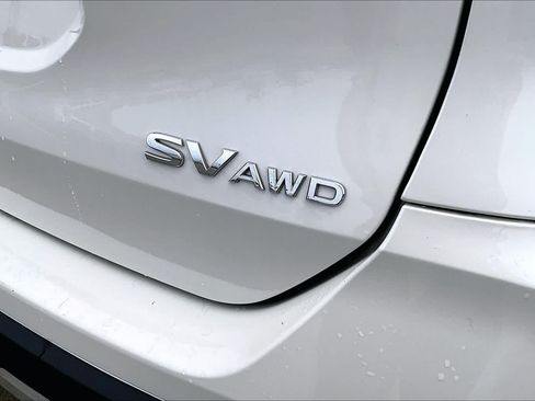 Used 2020 Nissan Rogue SV w/ Premium Package AWD/4WD image 9