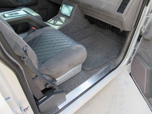 Used 1993 Chevrolet Silverado 3500 2WD Crew Cab image 67