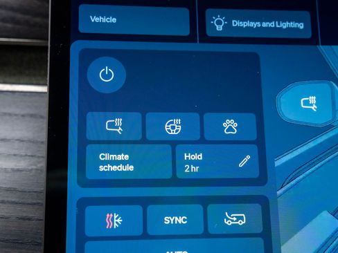 Used 2022 Rivian R1S Launch Edition image 27