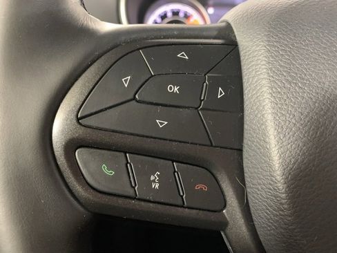 Used 2020 Jeep Cherokee Trailhawk w/ Cold Weather Group image 16