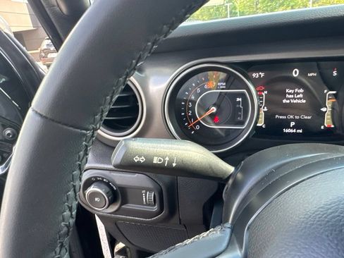 Used 2023 Jeep Wrangler Unlimited Sport AWD/4WD image 48