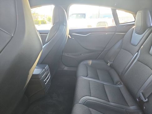 Used 2018 Tesla Model S 75D AWD/4WD image 9