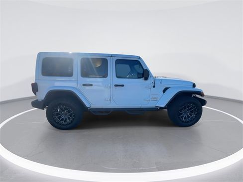 Used 2018 Jeep Wrangler Unlimited Sahara w/ Dual Top Group image 9