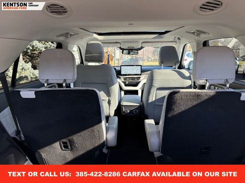 Used 2025 Ford Explorer Platinum w/ LUX Leather Package image 38