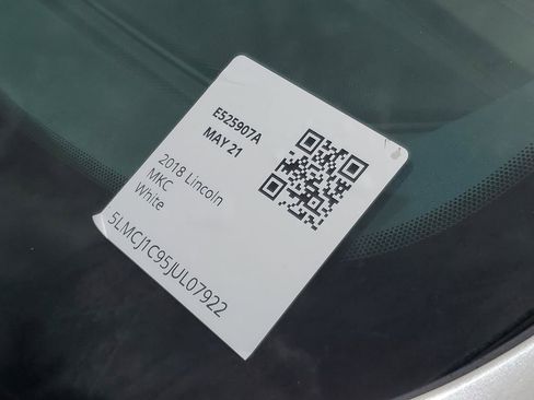 Used 2018 Lincoln MKC Premiere image 26