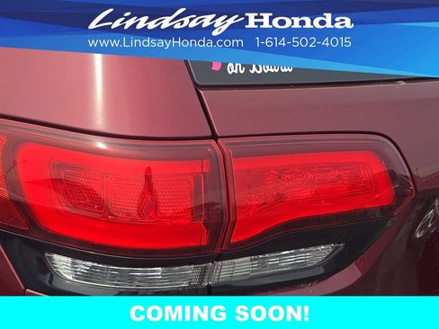 Used 2019 Jeep Grand Cherokee Altitude image 10