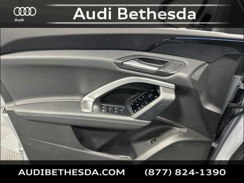 Certified 2025 Audi Q5 Premium w/ Convenience Package AWD/4WD image 14