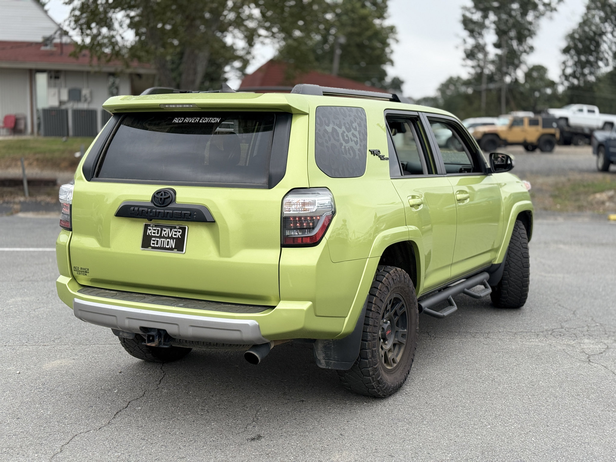Used 2023 Toyota 4Runner TRD Off-Road Premium AWD/4WD image 10
