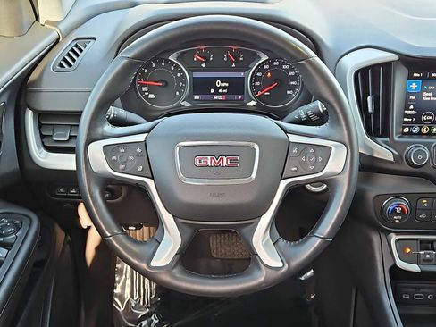 Used 2022 GMC Terrain SLT w/ Tech Package image 39