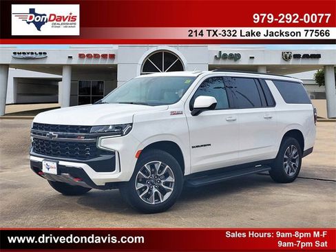 Used 2022 Chevrolet Suburban Z71 image 1
