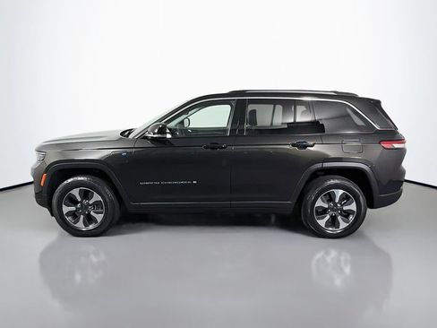 Used 2023 Jeep Grand Cherokee 4WD 4xe image 4
