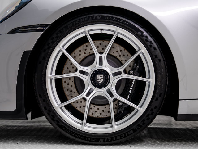 Certified 2024 Porsche 911 GT3 RWD image 31