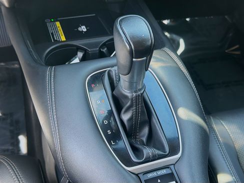 Used 2024 Honda HR-V EX-L image 15