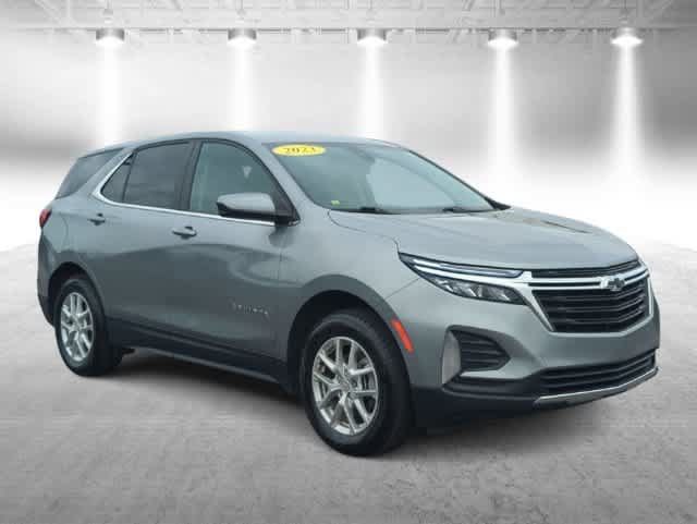 Used 2023 Chevrolet Equinox LT AWD/4WD image 2