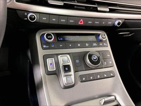 Used 2025 Hyundai Palisade SEL FWD image 14