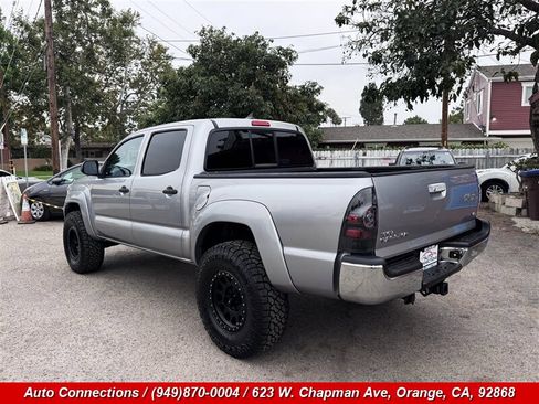 Used 2015 Toyota Tacoma 4x4 Double Cab w/ TRD Off-Road Package image 4