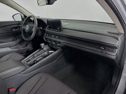 Certified 2023 Honda Accord EX image 26