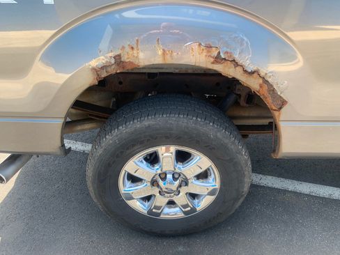 Used 2013 Ford F150 XLT w/ XLT Chrome Pkg AWD/4WD image 4