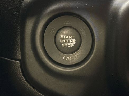 Used 2022 Jeep Wrangler Unlimited Sport w/ Xtreme Recon 35" Tire Package AWD/4WD image 20