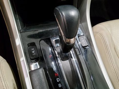 Used 2017 Honda Accord Touring image 22