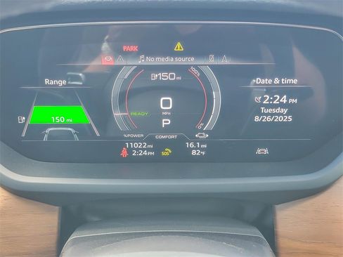 Used 2023 Audi e-tron GT Premium Plus image 13