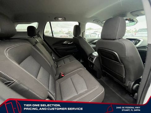 Used 2024 GMC Terrain SLE AWD/4WD image 18